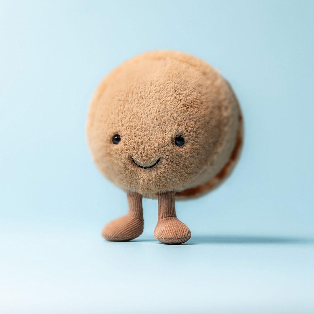 Comida Y Bebida Jellycat Amuseables Mona Macaron 12cm x 10cm x 5cm Marrones  Ecuador |  NECKA8392